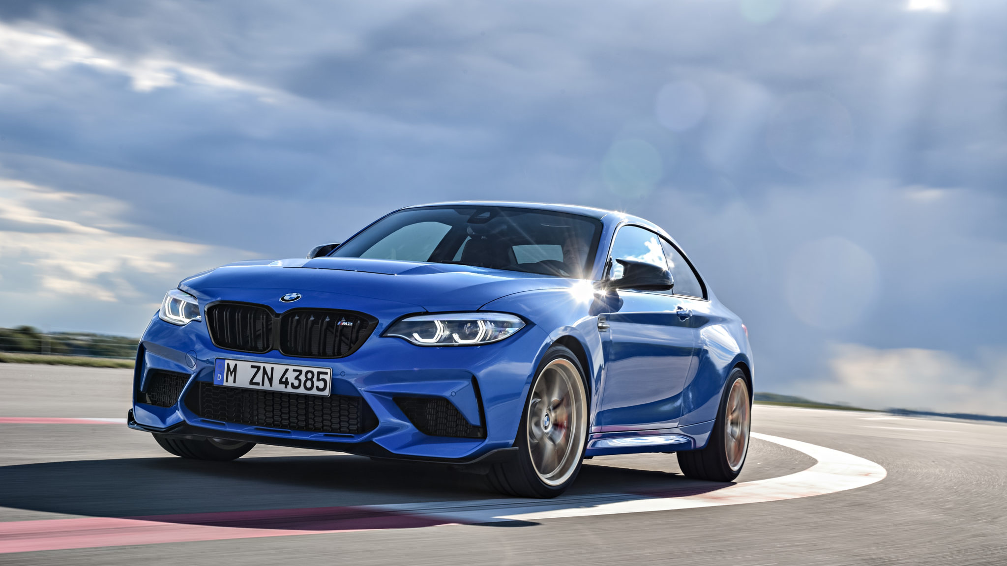 BMW M2 CS